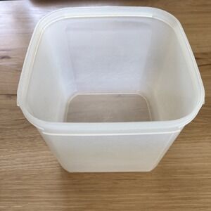 Vintage Tupperware Modular Mates #3 Square 17 Cup Canister 1621 Bottom Only
